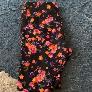 Size small Fabletics leggings